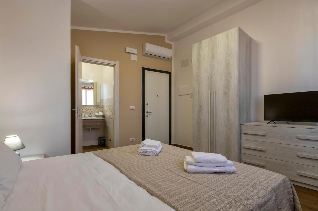 סאסארי Vico Rooms מראה חיצוני תמונה