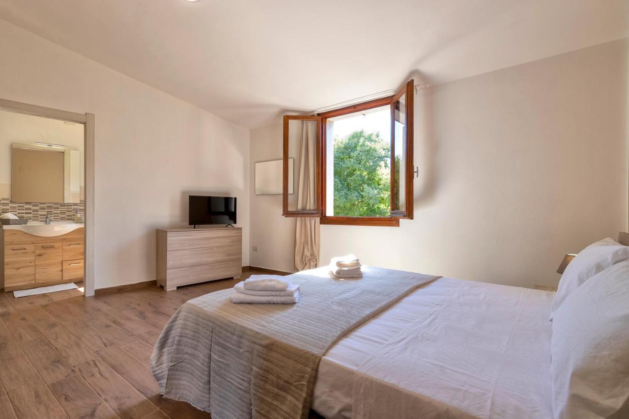 סאסארי Vico Rooms מראה חיצוני תמונה