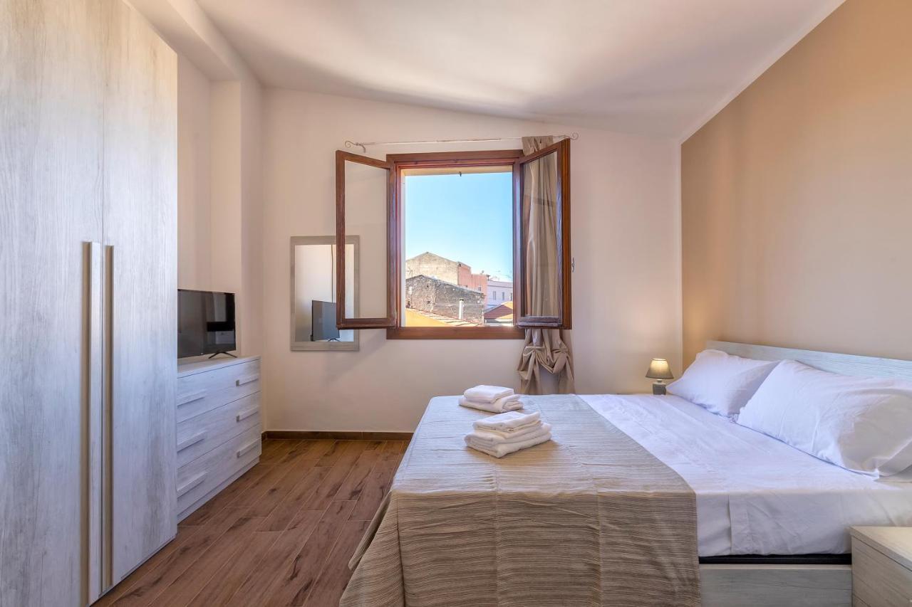 סאסארי Vico Rooms מראה חיצוני תמונה