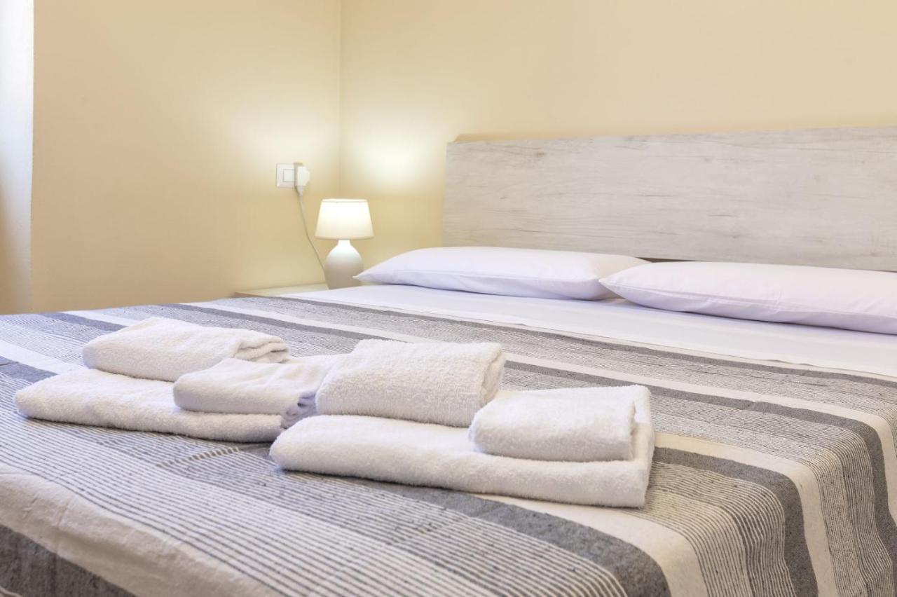 סאסארי Vico Rooms מראה חיצוני תמונה